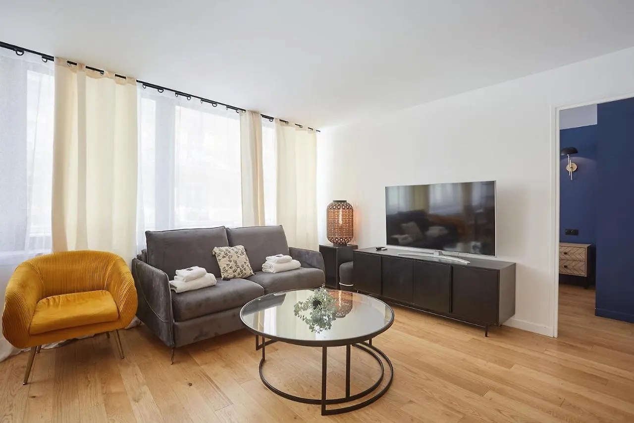 Residense Montmartre By Studio Prestige Paris France